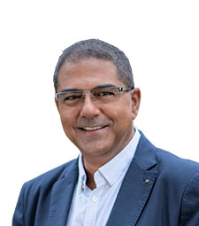 Kevin Louis Neil OBEEGADOO 